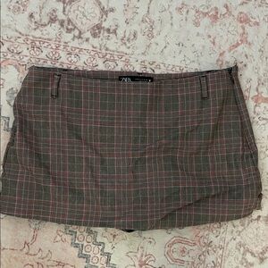Zara Women's Mini Skirt - Green and Red Plaid